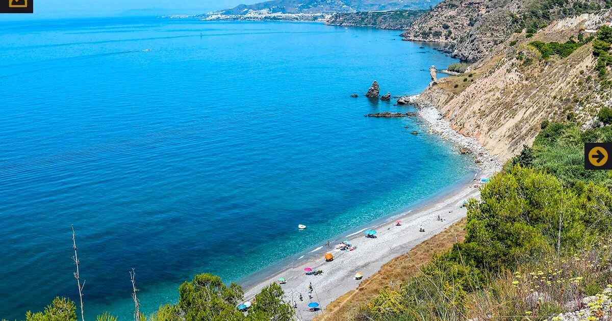 Como llegar a la playa de Maro