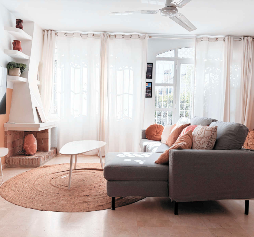 Dúplex familiar en Verano Azul Nerja con terraza privada y barbacoa