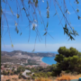 Mesa privada con vistas a la bahía de La Herradura en Finca El Marchante, cerca de Nerja.